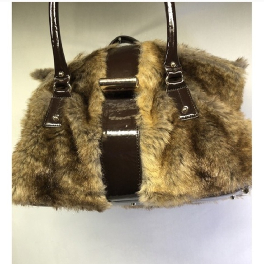 Italian Designer Fur And Leather Bag - Picture 7 of 10